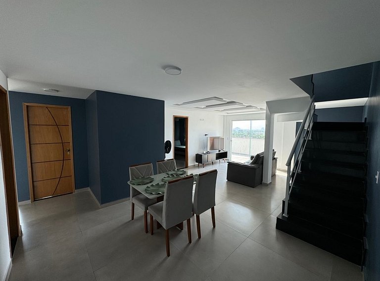 Duplex penthouse 5 mins walk to the beach