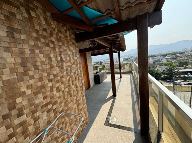 Cobertura duplex beira mar