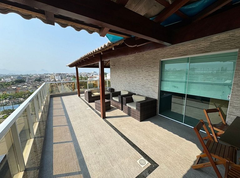 Cobertura duplex beira mar