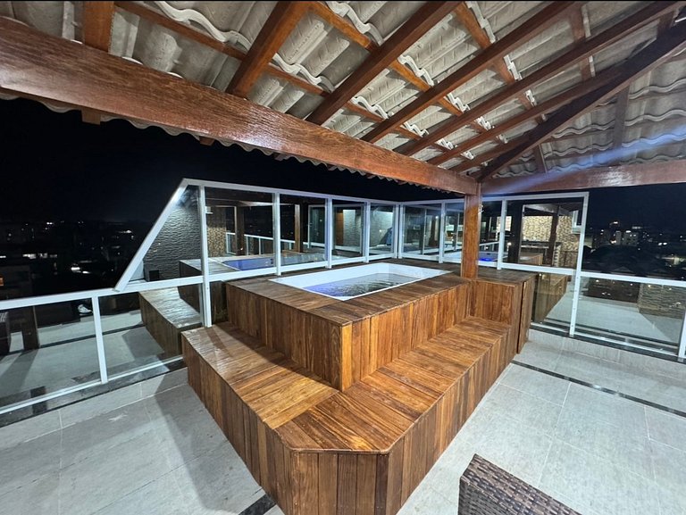 Cobertura duplex beira mar