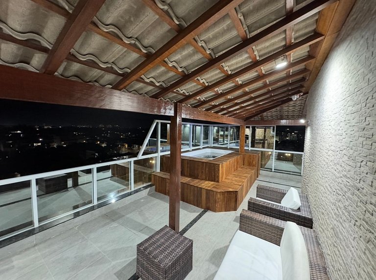 Cobertura duplex beira mar